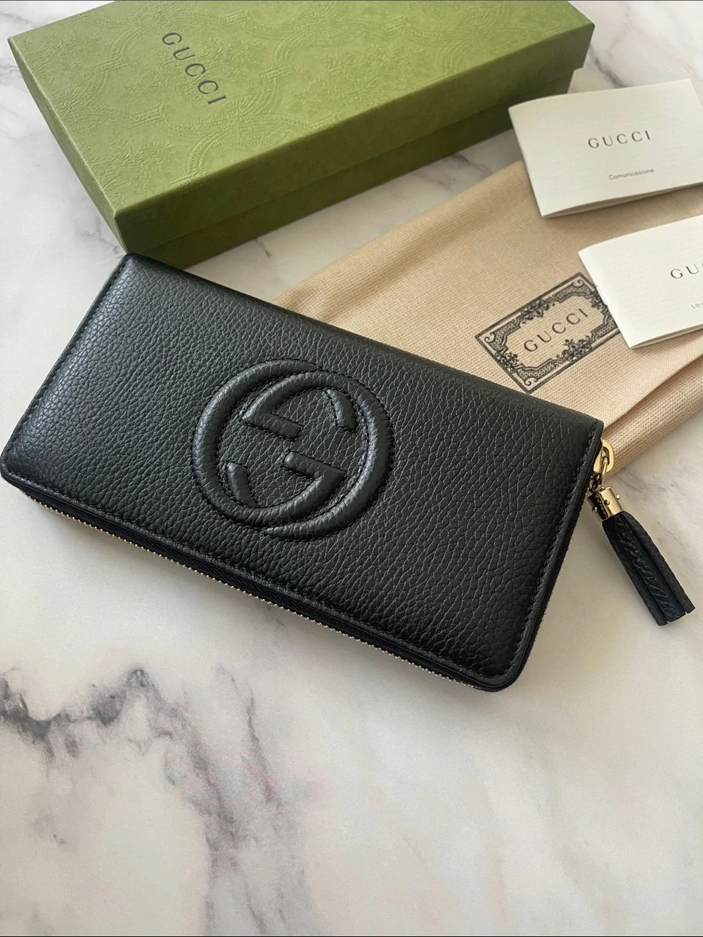 $1,170 New, Authentic Gucci Black Pebbled Leather Zip Wallet with Interlocking G - Picture 4 of 13